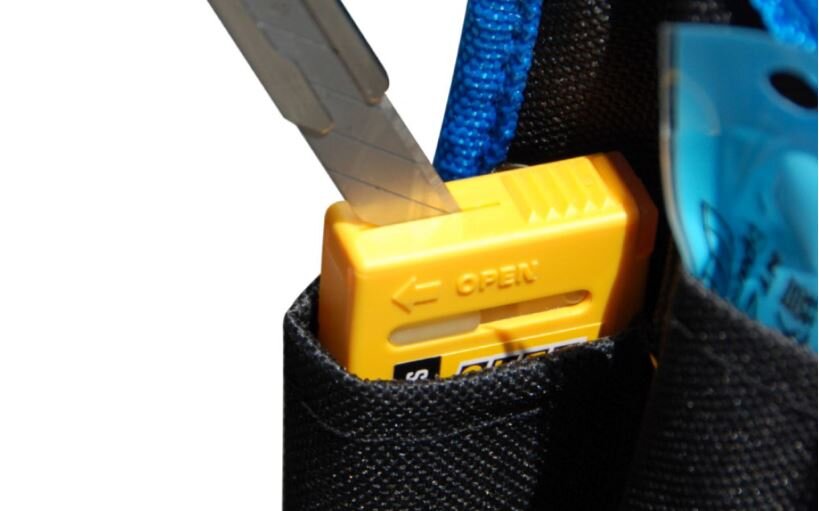 Sac à outils avec 11 poches supplémentaires et pinces sans ceinture