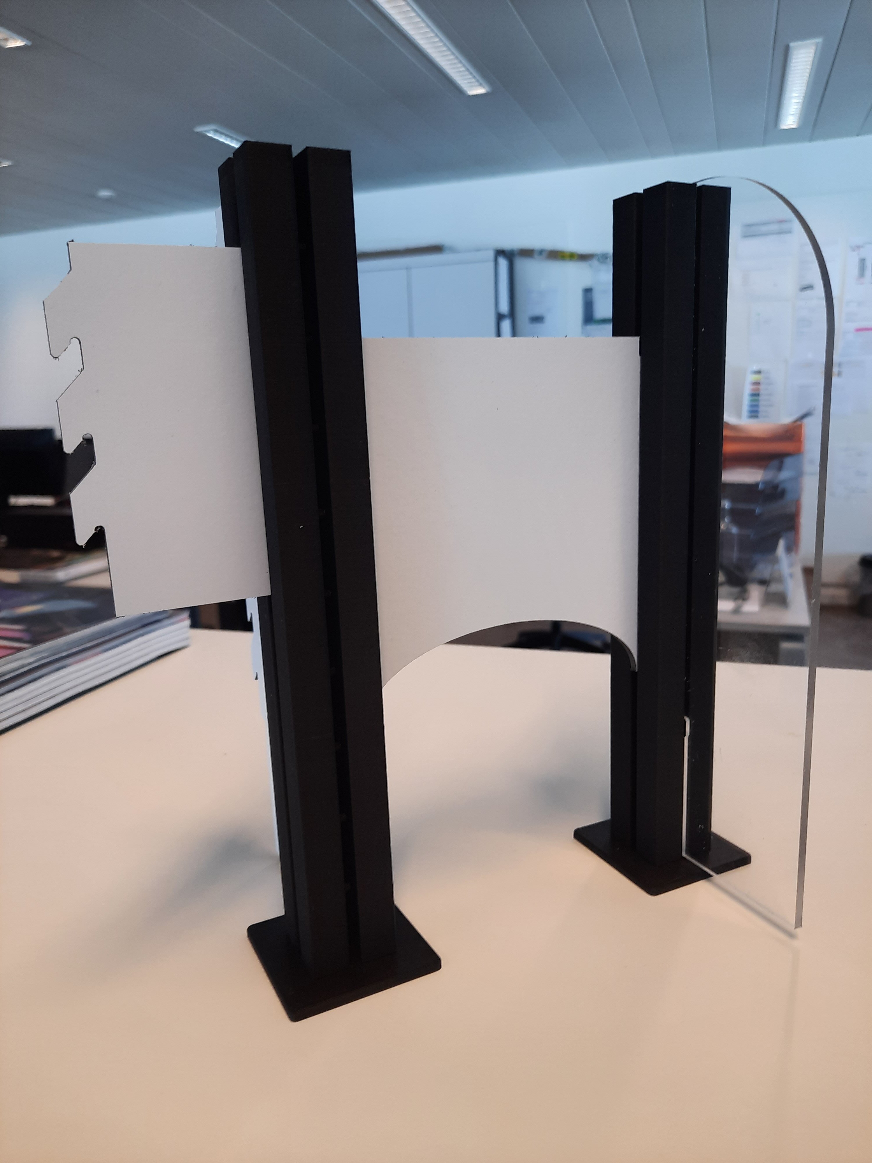 Inhaker® mini demo kit – 11 Inhaker Mini + voeten en paneeltjes