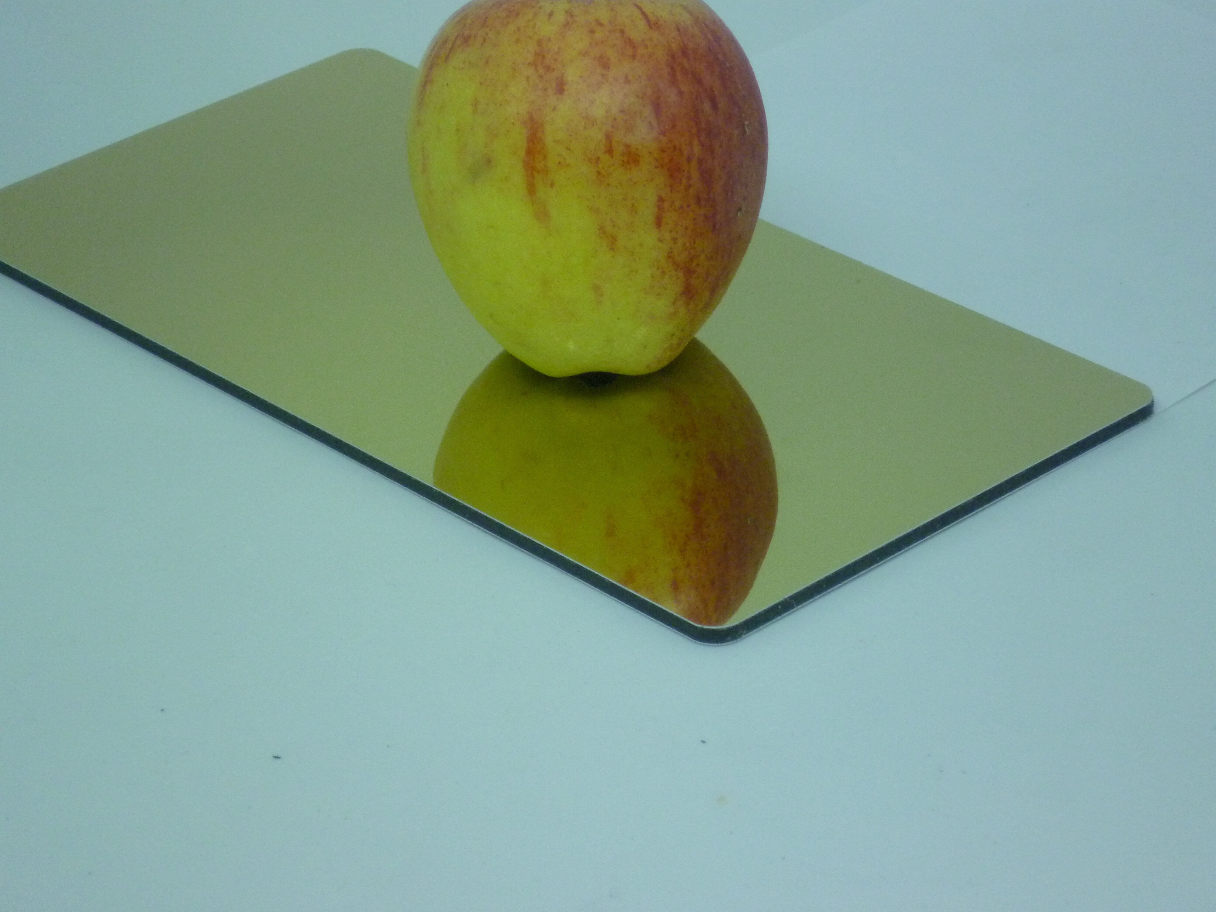 Alupanel Mirror