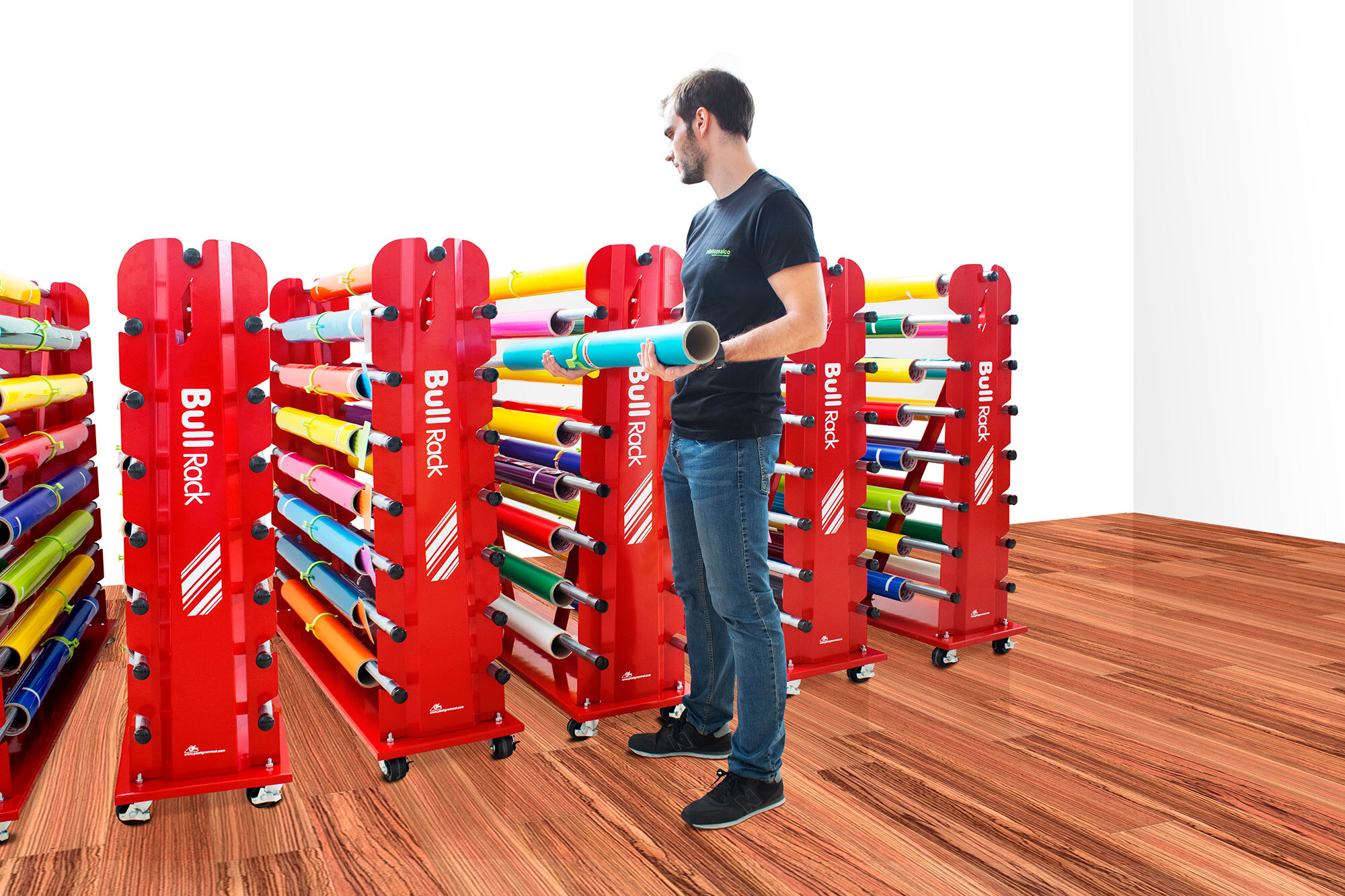 Plastgrommet BullRack (for 15 rolls max. lenght 1.620mm, max roll OD 17cm)